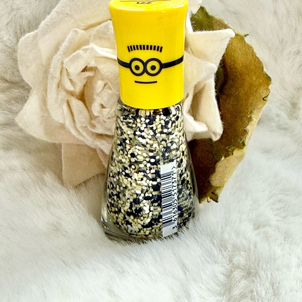 NWT Sally Hanson Minion-Themed Polish with Black,White & yellow Glitter 771